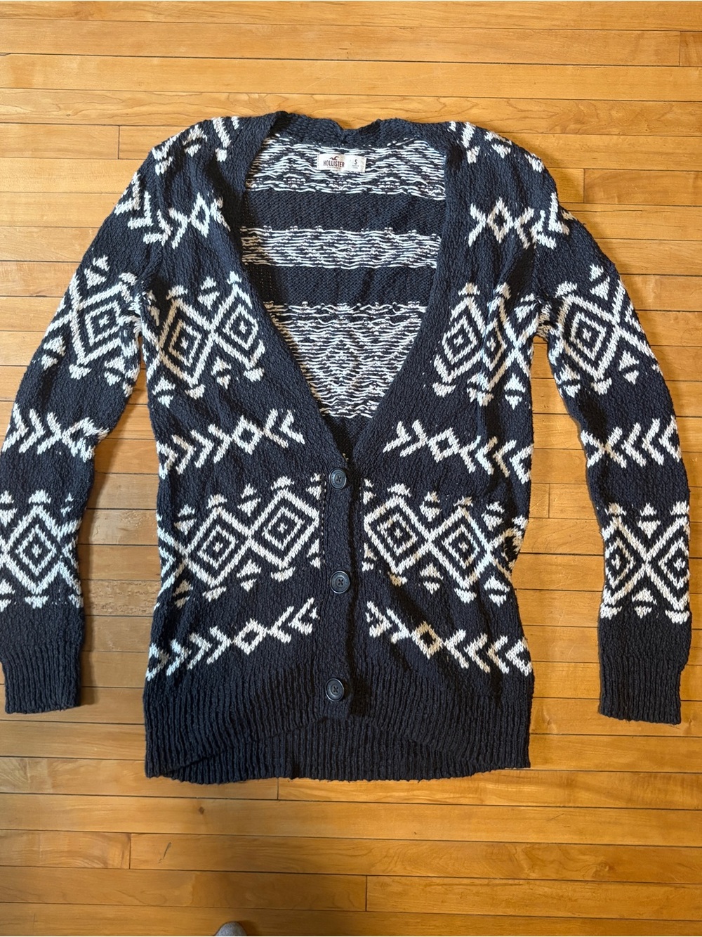 Y2K Boyfriend Hollister Black and White Geometric Button Cardigan
